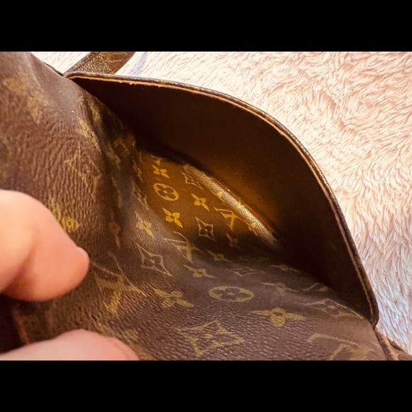 LOUIS VUITTON PETIT MARCEAU MONOGRAMMED CROSSBODY BAG / INCL COA / MRSP $1,423 - Picture 7 of 16